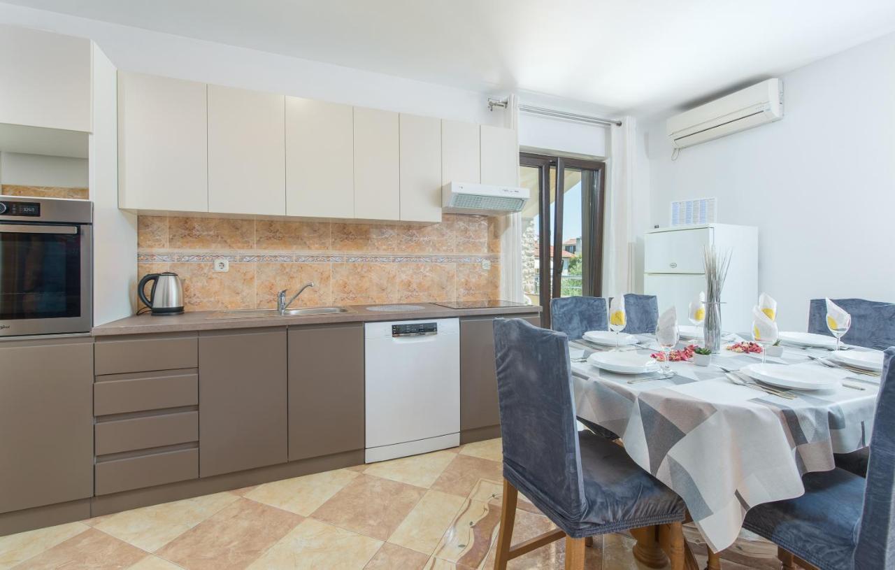Apartmani Lorena Porec Ngoại thất bức ảnh