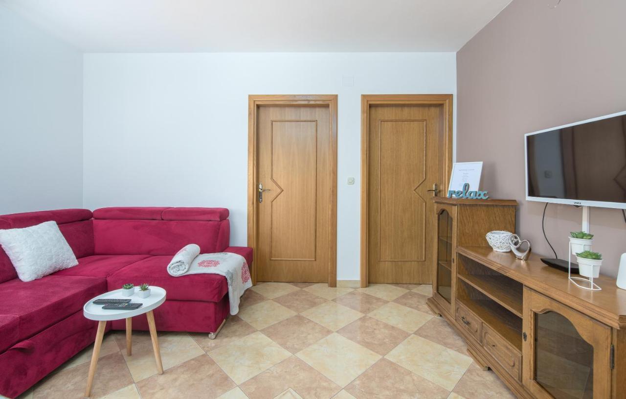 Apartmani Lorena Porec Ngoại thất bức ảnh