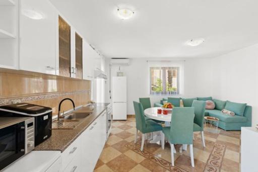 Apartmani Lorena Porec Ngoại thất bức ảnh