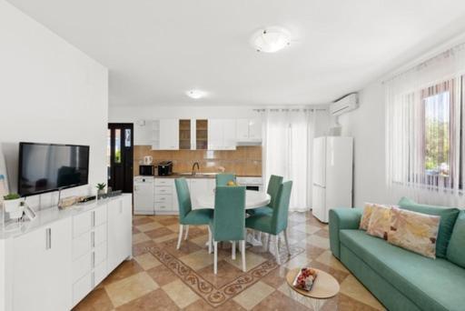 Apartmani Lorena Porec Ngoại thất bức ảnh